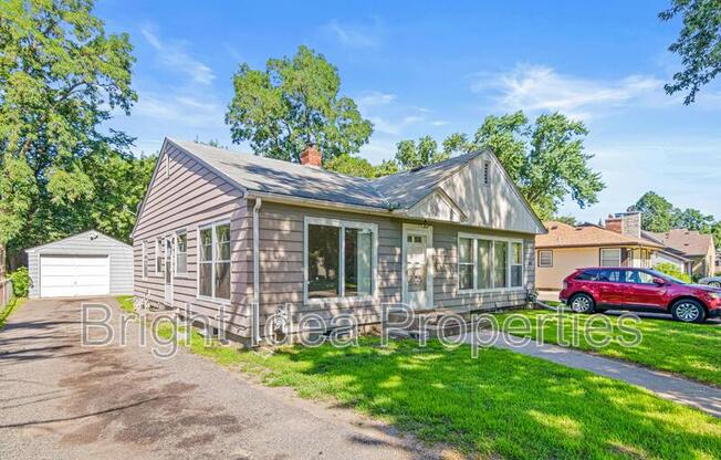 4011 WELCOME AVE N