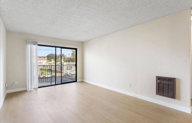 2228 Lincoln Ave #A - 2 bedroom | 1 bath