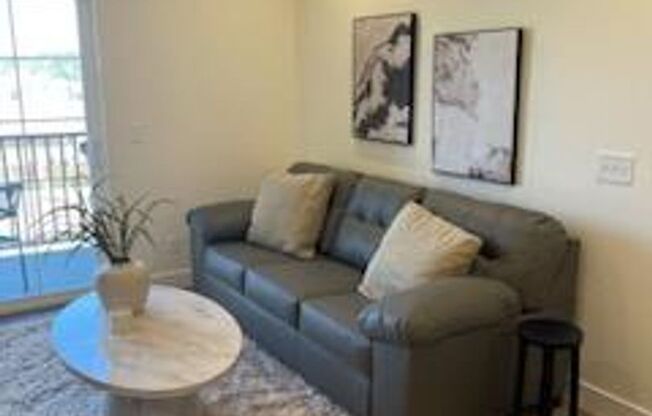 2 beds, 2 baths, 855 sqft, $1,850, Unit 5681 #203 Silverstone