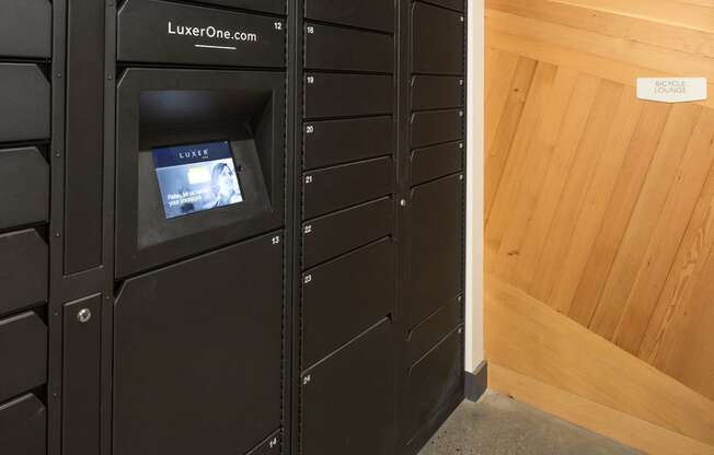 luxer one lockers