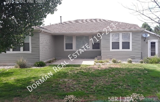 5 beds, 3 baths, 3,050 sqft, $2,695