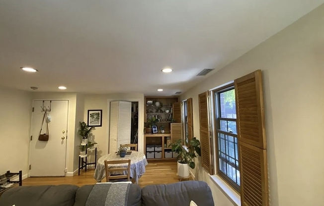 3 DEVENS ST