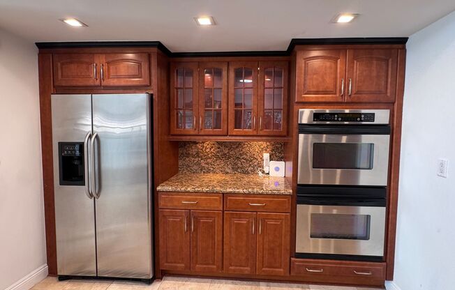 Beautifully remodeled 4 bedroom house in prime Woodland Hills Neighborhood