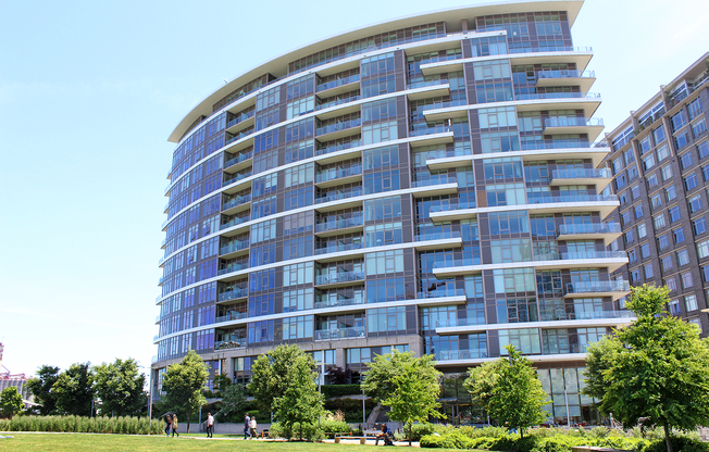Stunning 2+ Bedroom Luxury Condo with Den at the Sought-After Encore!