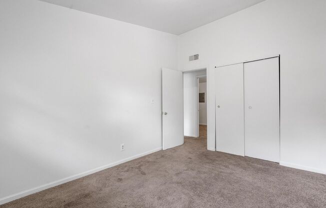 2 beds, 1 bath, 700 sqft, $850, Unit 3222C