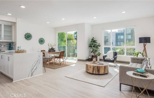 2 beds, 2 baths, 1,305 sqft, $3,418, Unit 204