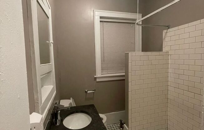 1 bed, 1 bath, 500 sqft, $995, Unit 2