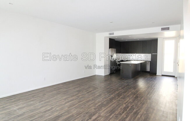3 beds, 3.5 baths, 1,800 sqft, $4,995