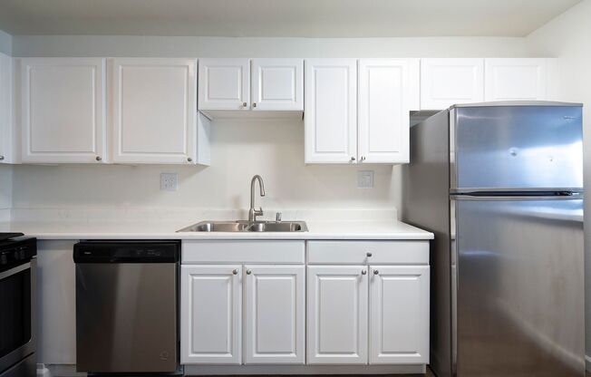 1 bed, 1 bath, $2,395, Unit 90-05