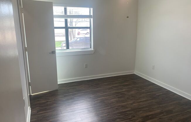 1 bed, 1 bath, 655 sqft, $1,285, Unit 102