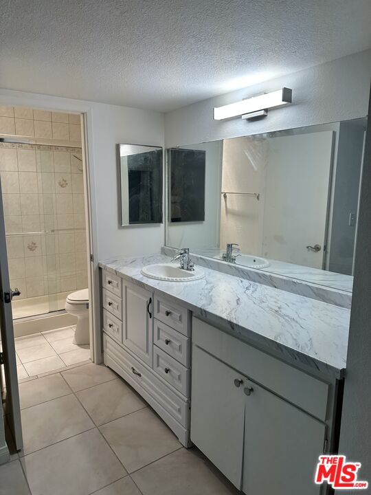 22100 Burbank Boulevard