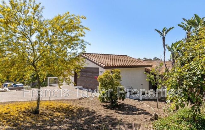 215 CRANSTON CREST