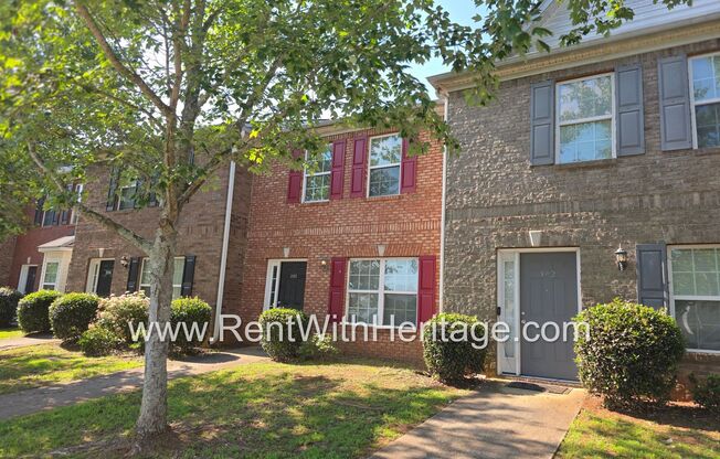 Fantastic 4bd/2.5ba Townhome/ Swim Tennis/ Great Location