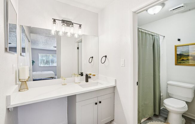 3 beds, 2 baths, 1,275 sqft, $1,749, Unit 12G