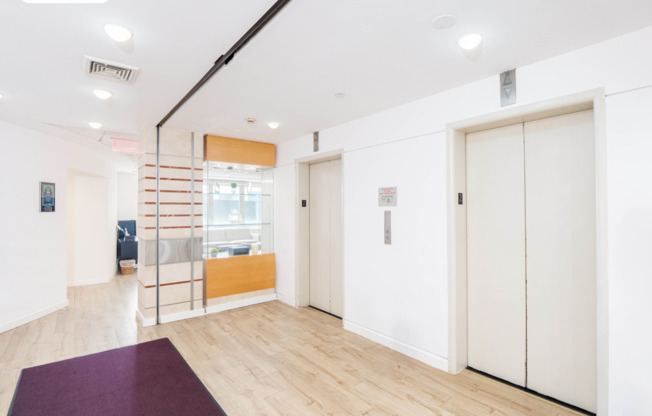 60 E 56 ST