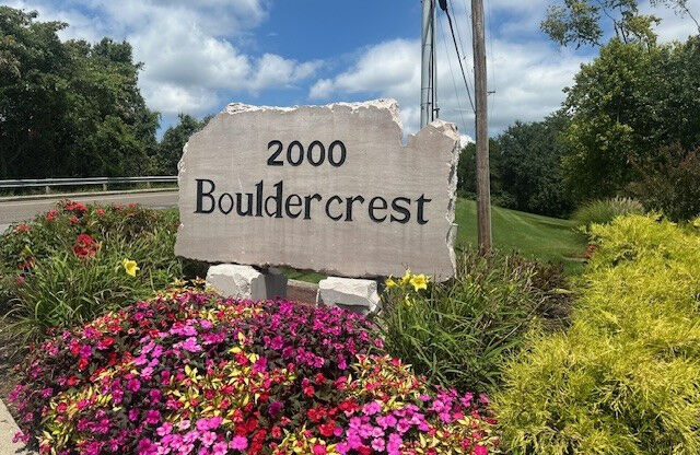 Bouldercrest