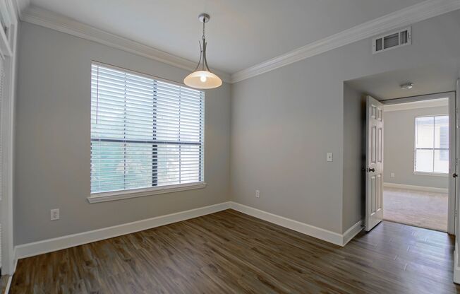 Brookhaven/Buckhead 2BR