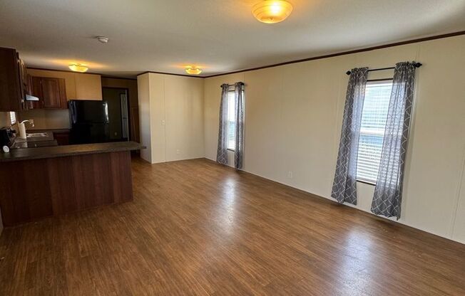 2 beds, 2 baths, $875