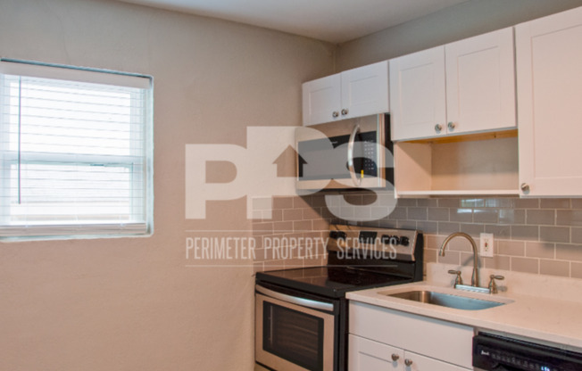 657 JOHN WESLEY DOBBS AVE NE