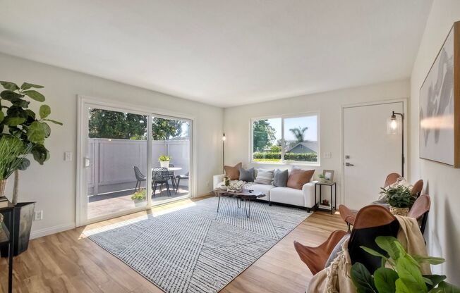 Encinitas 3 Bedroom/2 Bath Condo!