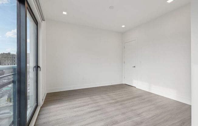 2 beds, 1 bath, 1,040 sqft, $2,750, Unit 304