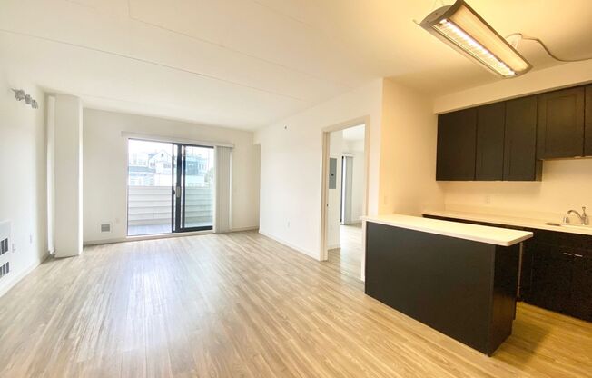 3 beds, 2 baths, 870 sqft, $4,295, Unit 480 Potrero Ave, Unit 503