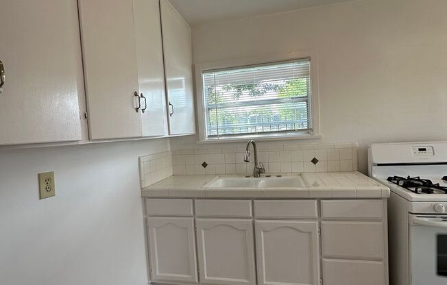 3037 - Hercus Property