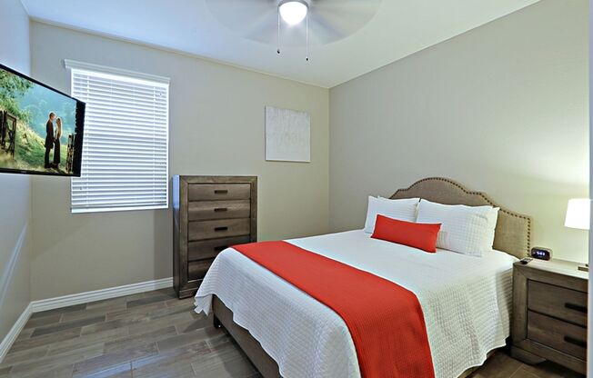 4 beds, 3 baths, $5,460