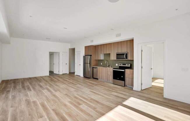 EXPLORE OUR WEST ADAMS, LOS ANGELES APARTMENTS