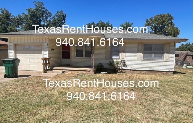 Adorable Home in the heart of Burkburnett!