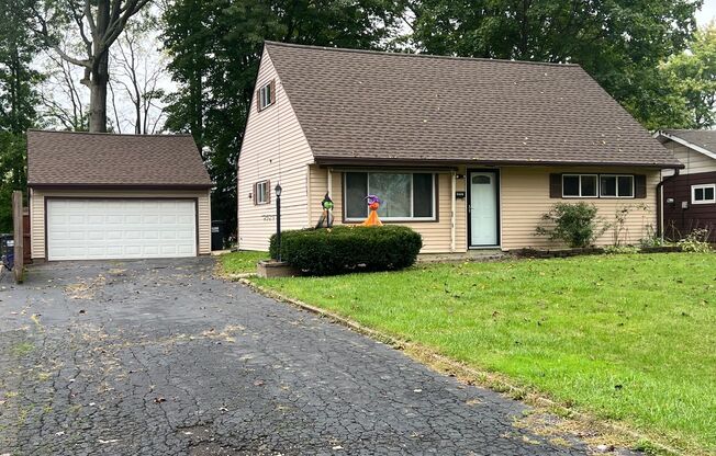 AUSTINTOWN 4 BEDROOM HOME