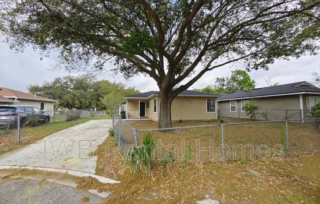 1038 FULLER LN