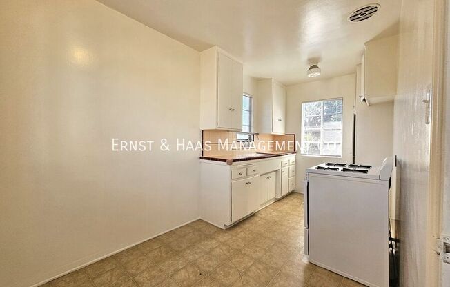 1027 E 7TH STREET