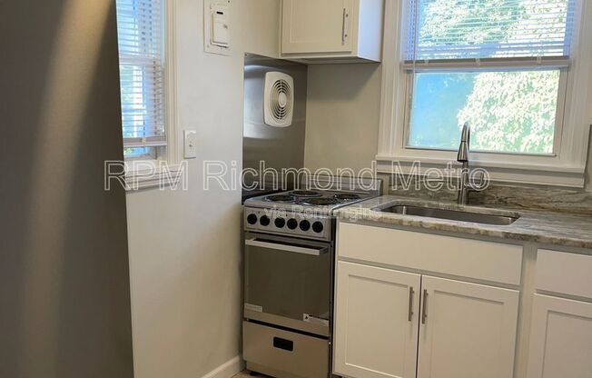 602 E BROOKLAND PARK BLVD