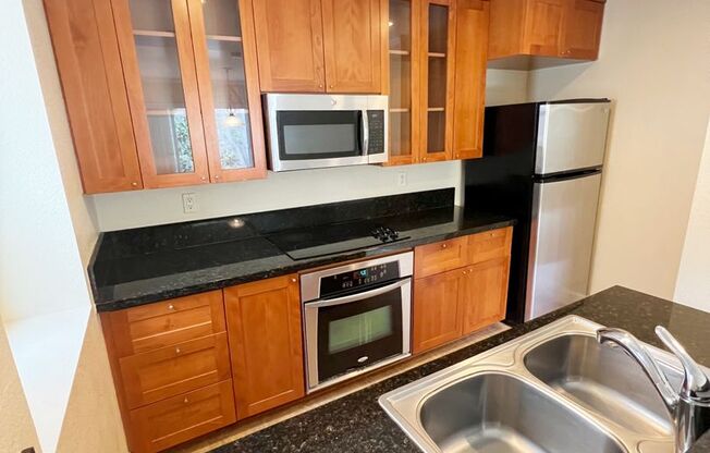 2 Bed/2 Bath Condo at Villa La Jolla!