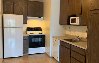 2 beds, 1 bath, 750 sqft, $3,100