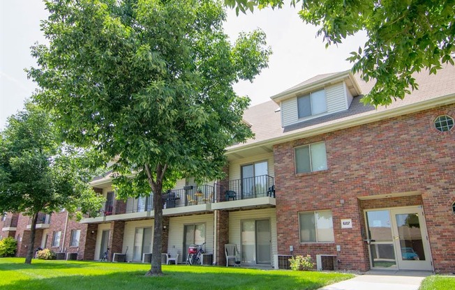exterior entrance walking path at Fountain Glen Apartments in Lincoln Nebraska