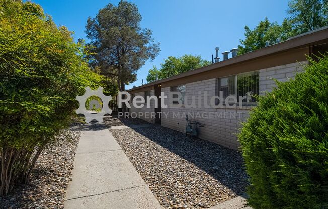 2 beds, 1 bath, 750 sqft, $1,095, Unit Unit 2-B