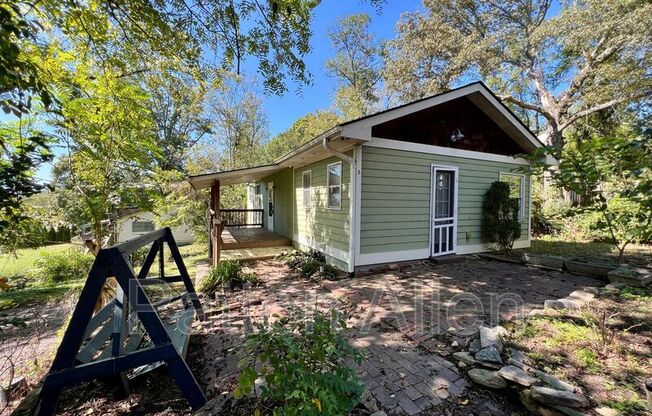 5 Shady Cove Ln