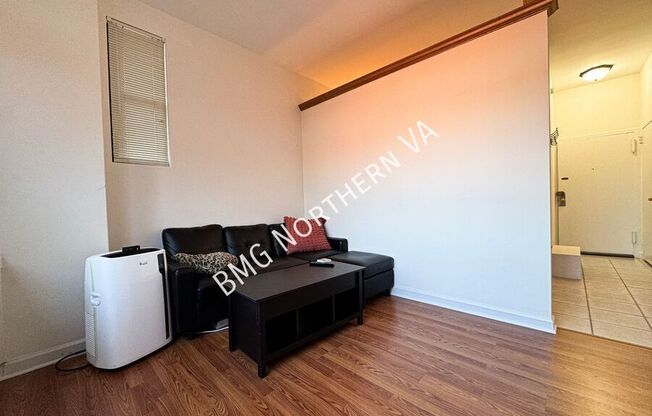 1011 Arlington Blvd