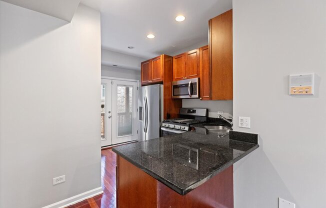 1360 W. Greenleaf Ave