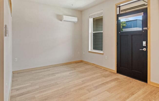 Studio, 1 bath, 503 sqft, $1,350, Unit 128
