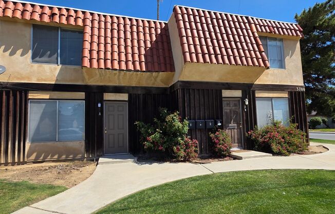 139 - 4734p- 3700 Soranno Ave. -RB