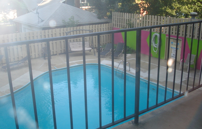 1 bed, 1 bath, 715 sqft, $1,095, Unit PTE 205