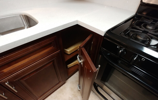 1 bed, 1 bath, 890 sqft, $2,595, Unit 314