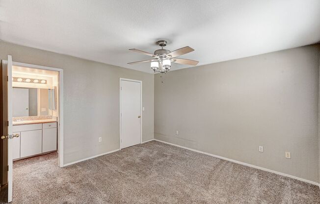 2 beds, 2 baths, $1,495, Unit BUILDING 12