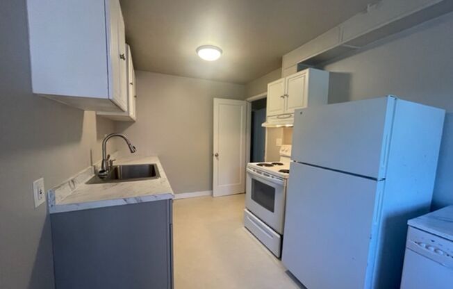 1 bed, 1 bath, 600 sqft, $1,550