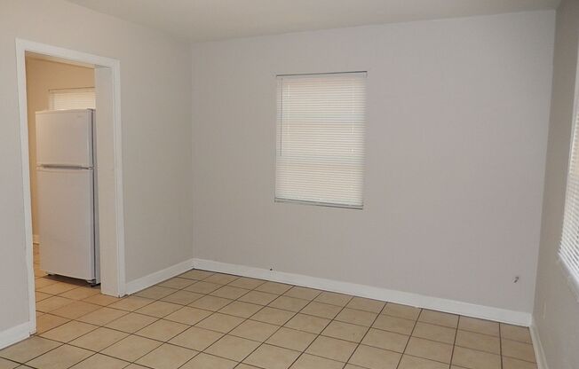 NICE 3/1 House w/ Tile Floors, New Appliances/Paint, & Large Fenced Yard! Available May 3rd for $1095/month!