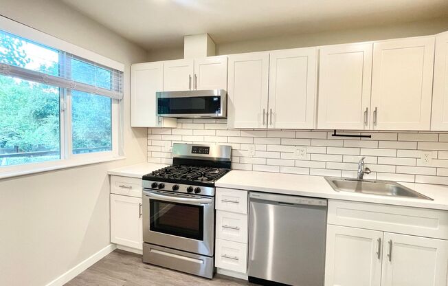 1 bed, 1 bath, 500 sqft, $2,250, Unit 37