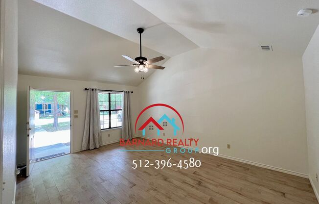 Available July 25: Well Maintained 3/2 Duplex